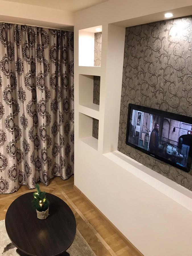 Studio apartment เคียฟ ภายนอก รูปภาพ