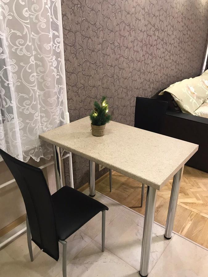 Studio apartment เคียฟ ภายนอก รูปภาพ